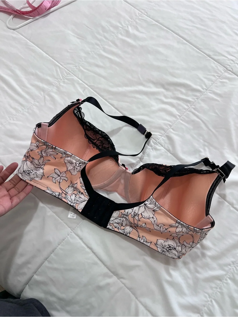 CaciqueLightly Lined French Balconette White Floral lace bra size 40DD